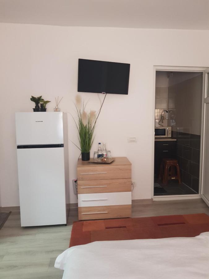 Apartamento Casa DARYA-24h Check-in Bucarest Exterior foto