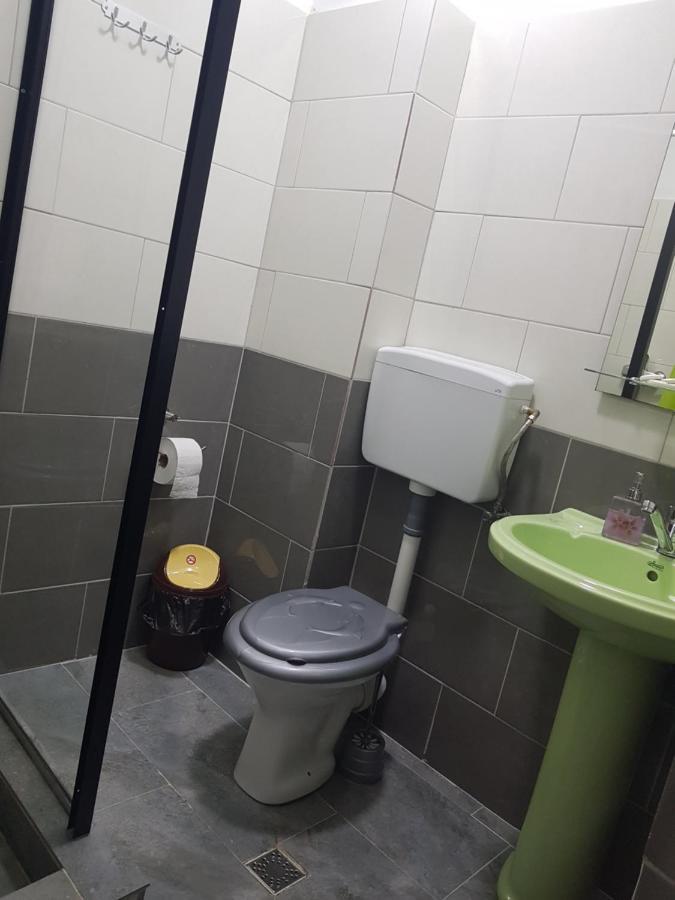 Apartamento Casa DARYA-24h Check-in Bucarest Exterior foto
