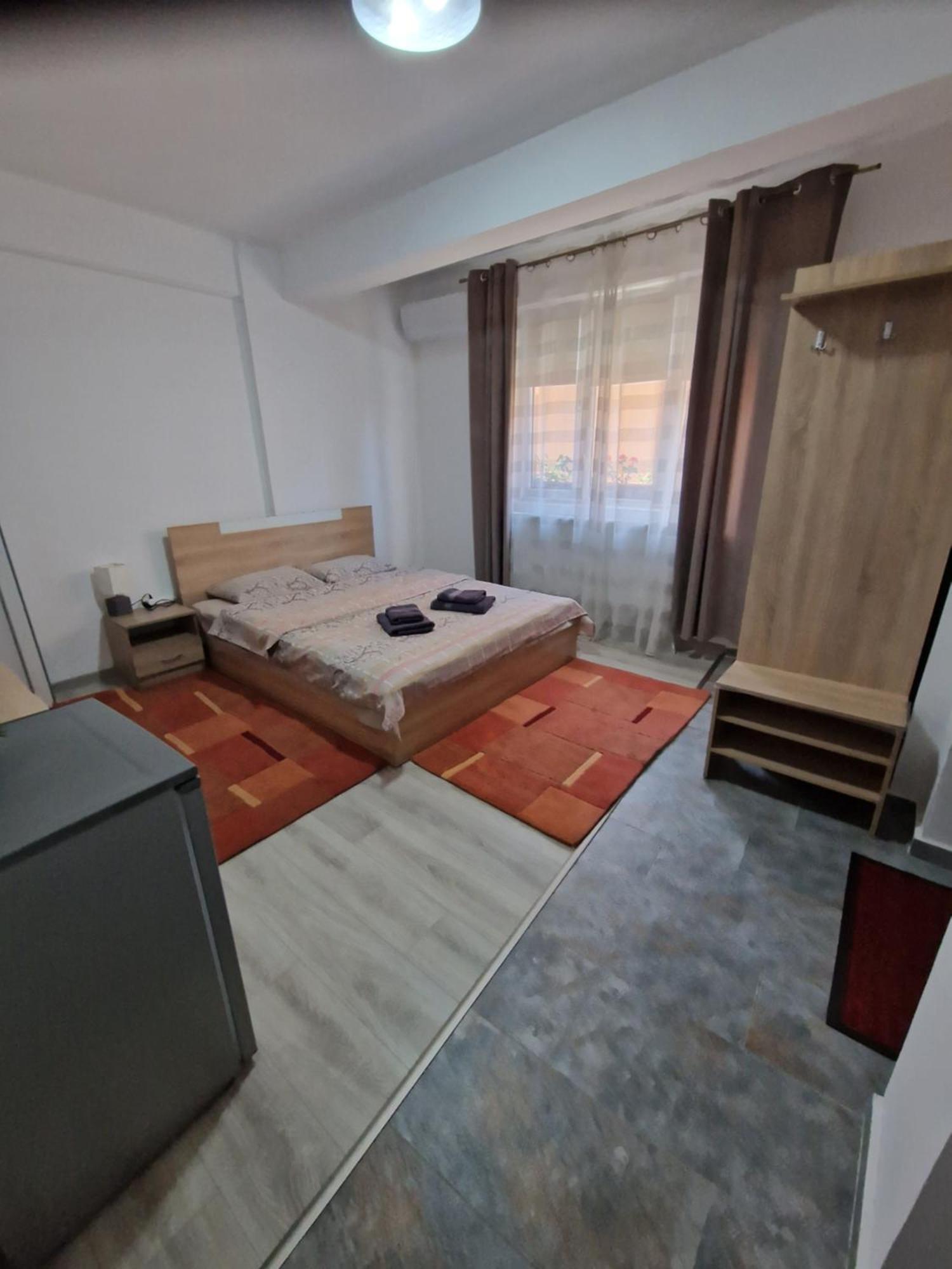 Apartamento Casa DARYA-24h Check-in Bucarest Exterior foto