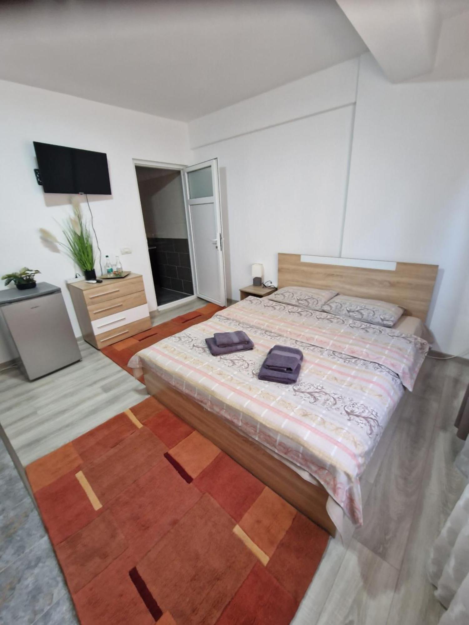 Apartamento Casa DARYA-24h Check-in Bucarest Exterior foto