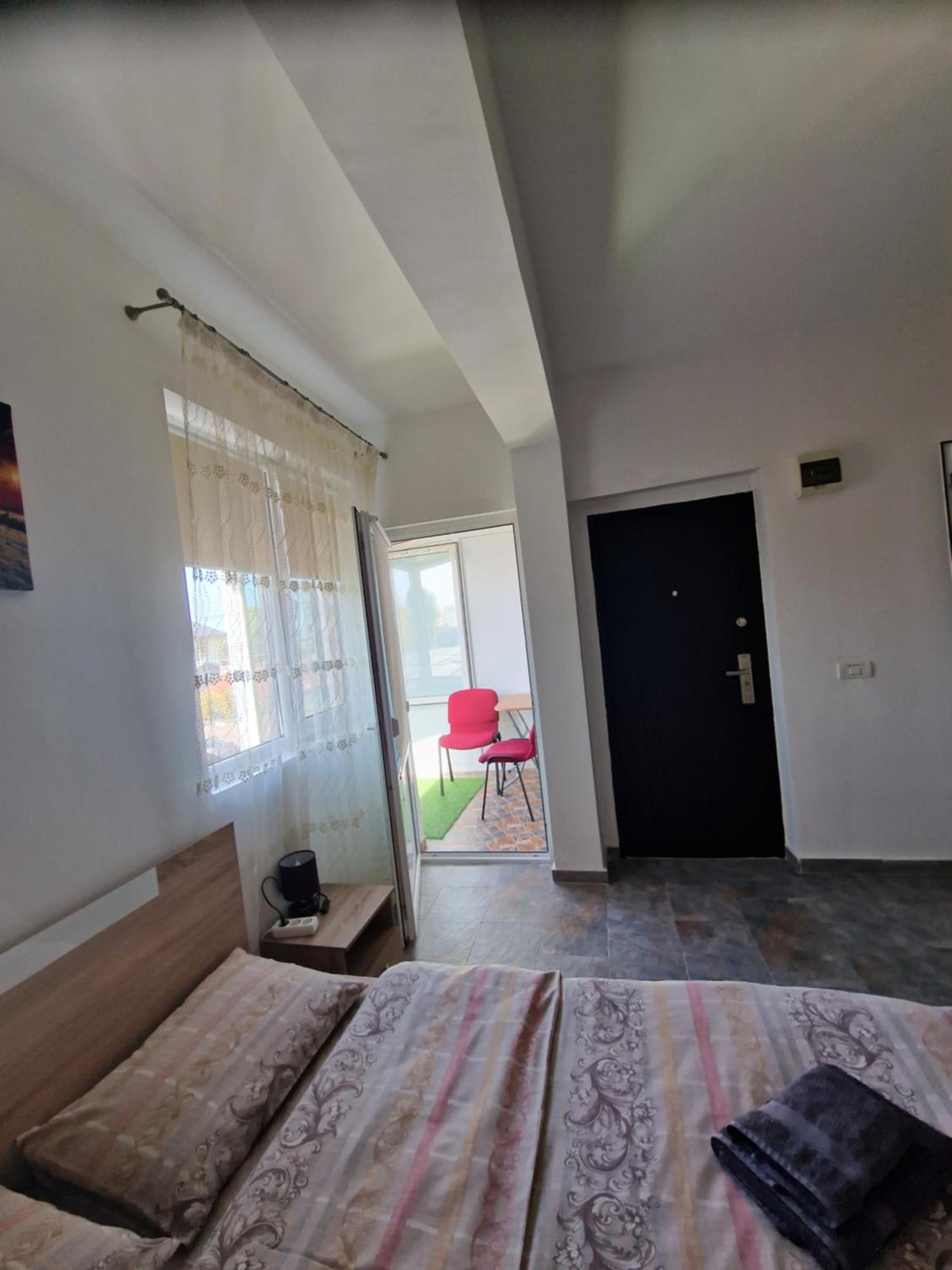 Apartamento Casa DARYA-24h Check-in Bucarest Exterior foto