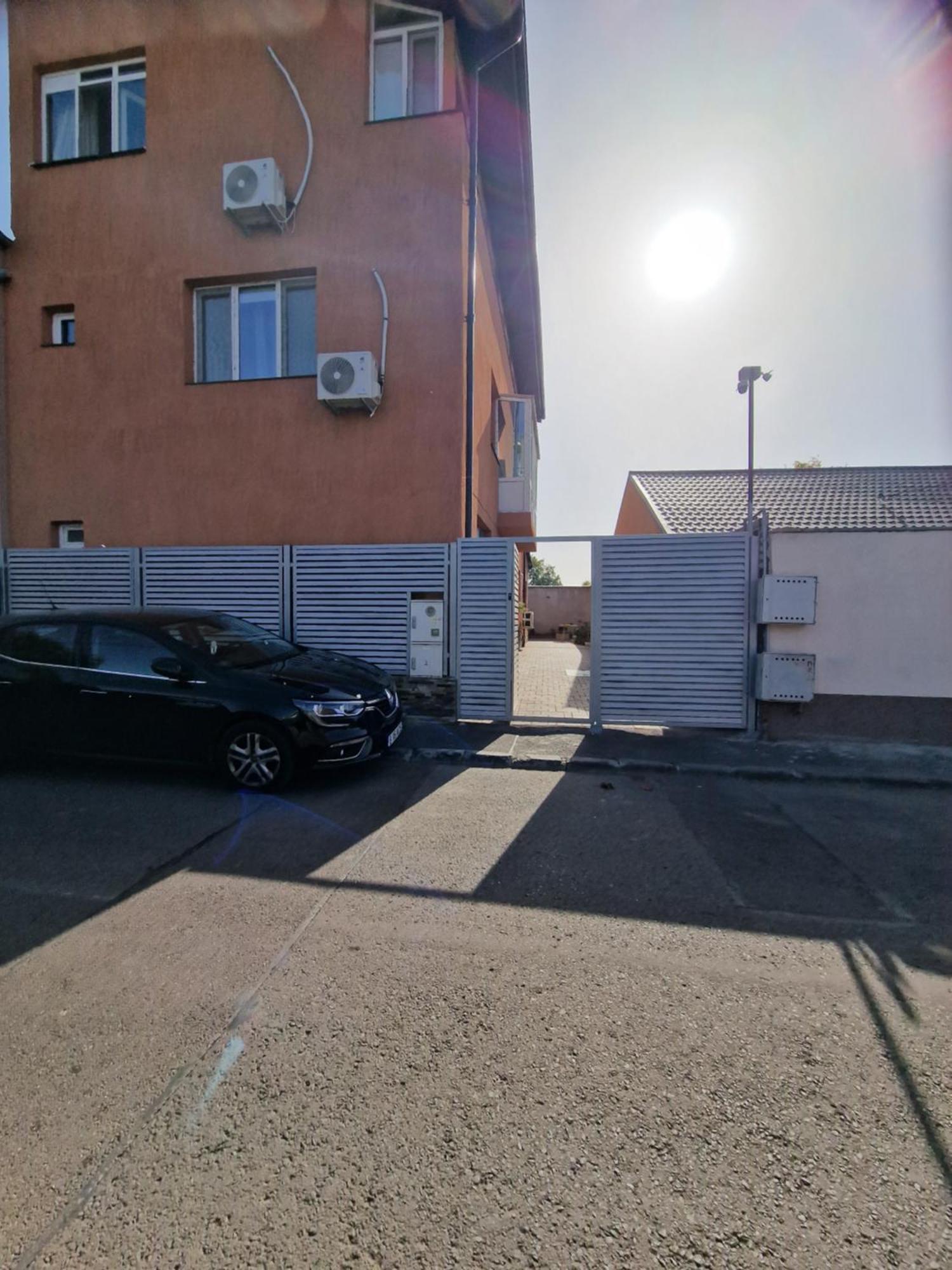 Apartamento Casa DARYA-24h Check-in Bucarest Exterior foto
