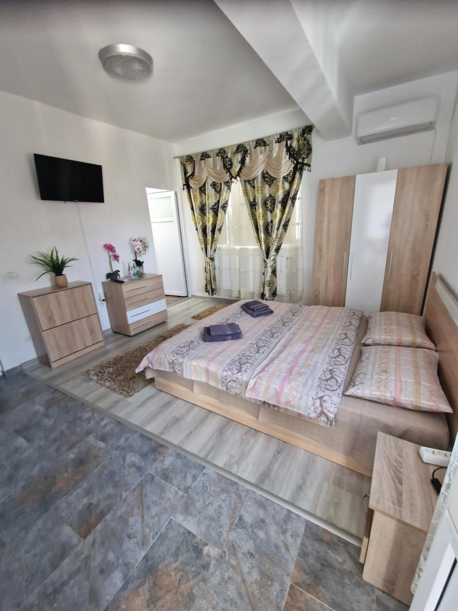 Apartamento Casa DARYA-24h Check-in Bucarest Exterior foto