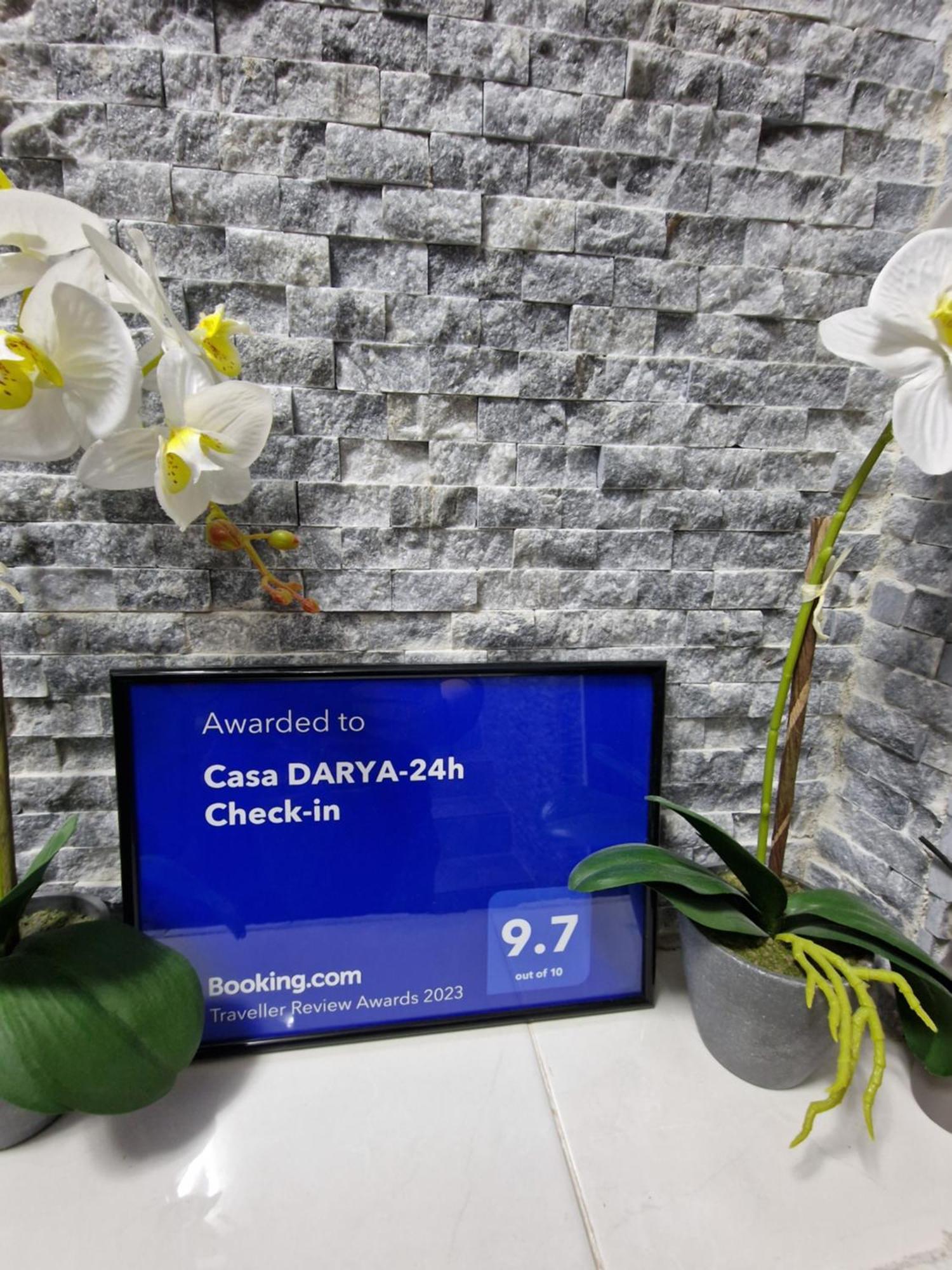 Apartamento Casa DARYA-24h Check-in Bucarest Exterior foto